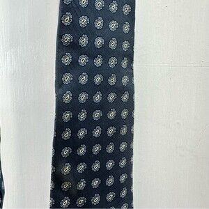 Brooks Brothers silk navy paisley neck tie